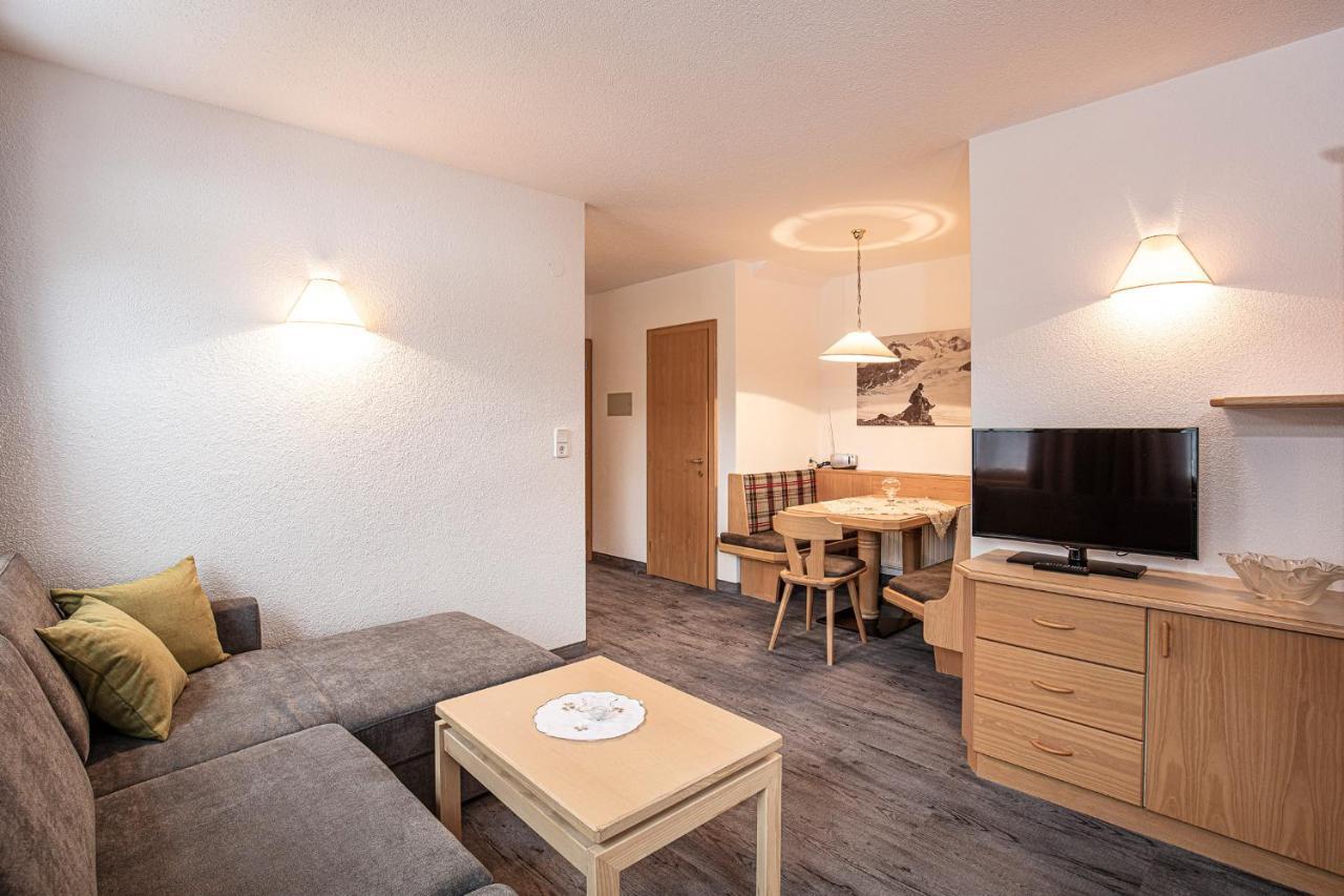 Haus Markus Apartment Längenfeld Exterior foto